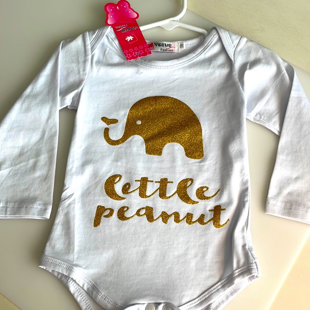 NWT Long Sleeve ‘little peanut’ Onesie 18 months